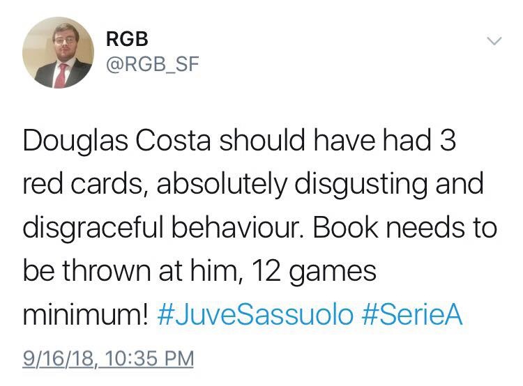 Douglas Costa nho nuoc bot vao mat doi thu anh 7