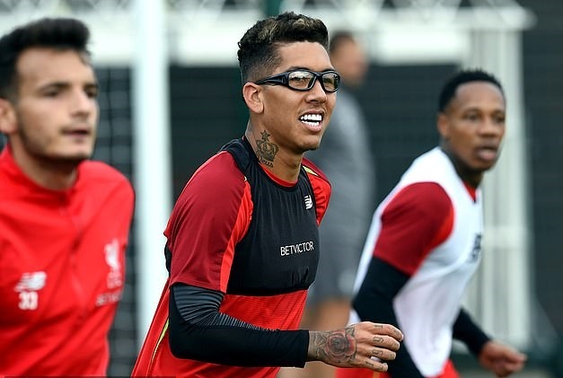 Roberto Firmino deo kinh tap luyen anh 3