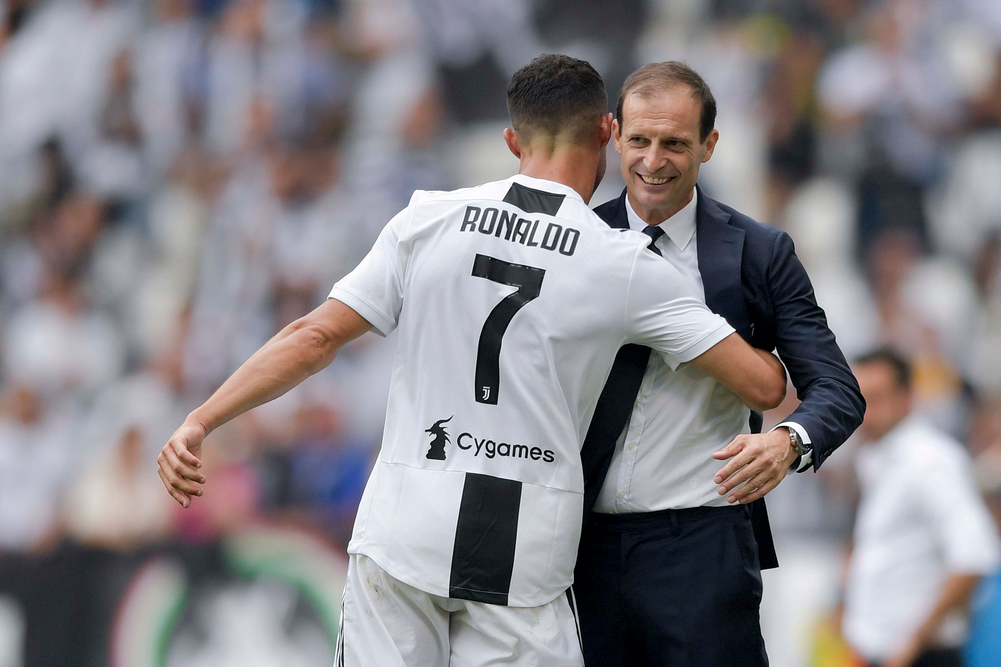 Juventus bảo vệ Ronaldo ảnh 2 Juventus bao ve Ronaldo anh 2