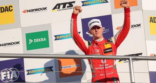 Con trai Michael Schumacher se gia nhap lang dua xe F1 hinh anh