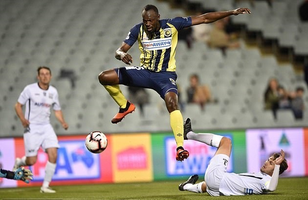 Usain Bolt chia tay Central Coast Mariners anh 2