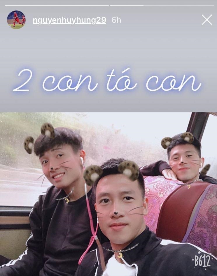 Tuyen thu DTVN an choi,  mua sam tai Han Quoc anh 6