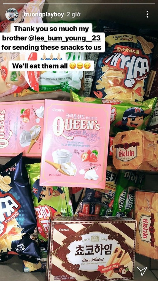 Xuan Truong nhan qua tu dong doi cu anh 1