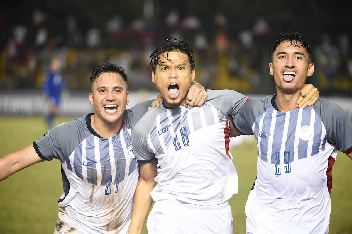 Fox Sports chi ra diem yeu nhat cua Thai Lan sau tran hoa Philippines hinh anh