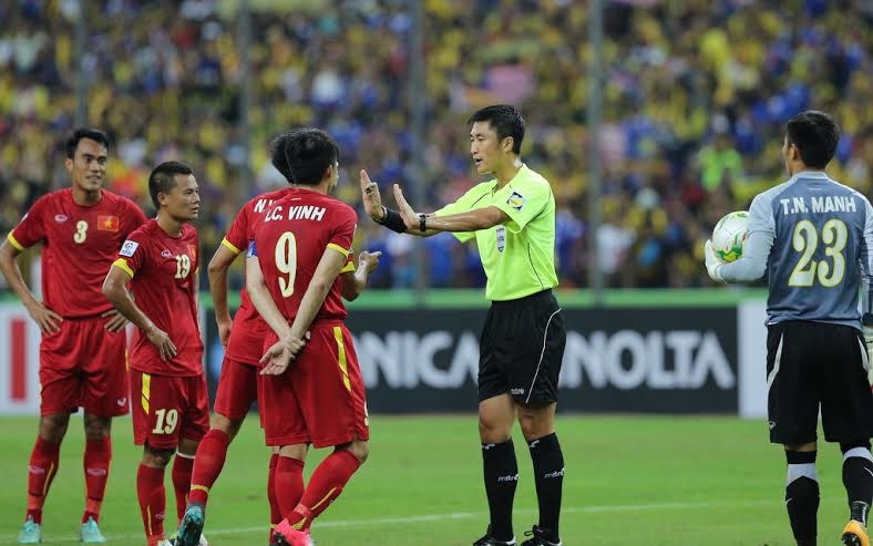 Trong tai nguoi Trung Quoc bat chinh tran Viet Nam - Campuchia hinh anh