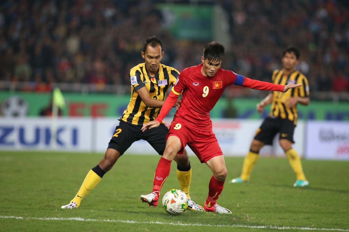Bon cuoc doi dau kich tinh giua Viet Nam va Malaysia tai AFF Cup hinh anh