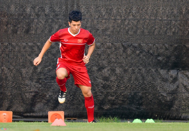 Dinh Trong va nhung ngoi sao vang mat vi chan thuong tai Asian Cup hinh anh