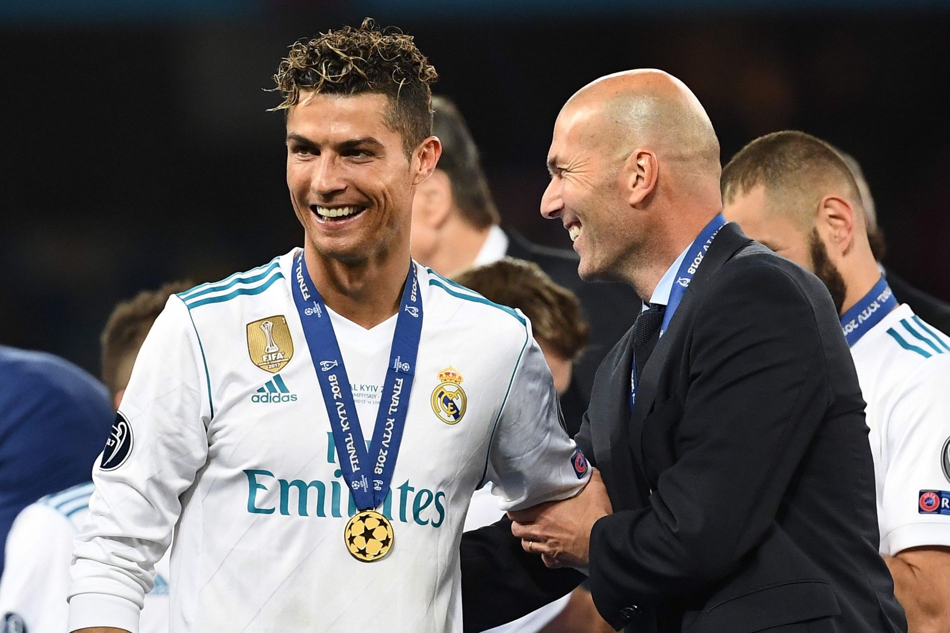 Zinedine Zidane ảnh 1 Zinedine Zidane anh 1