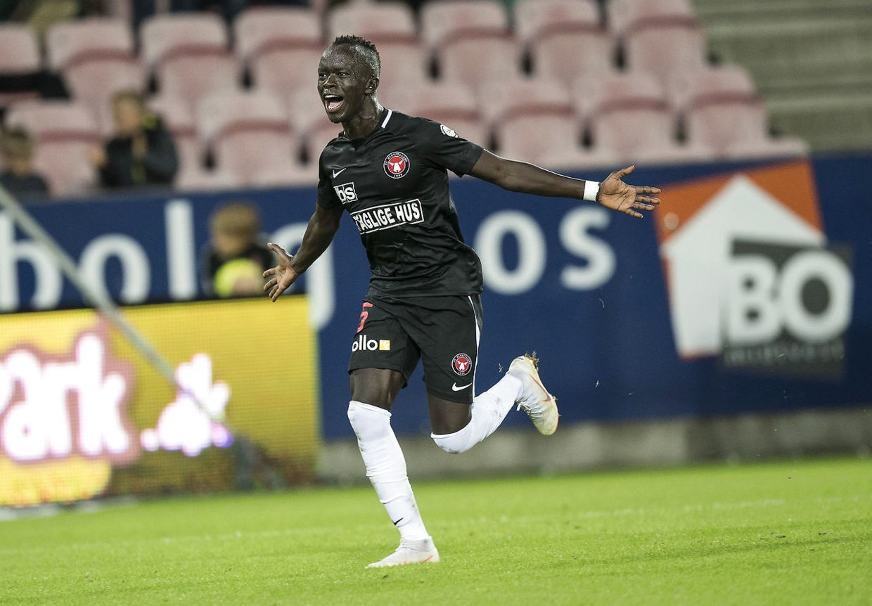 Awer Mabil ảnh 7 Awer Mabil anh 7