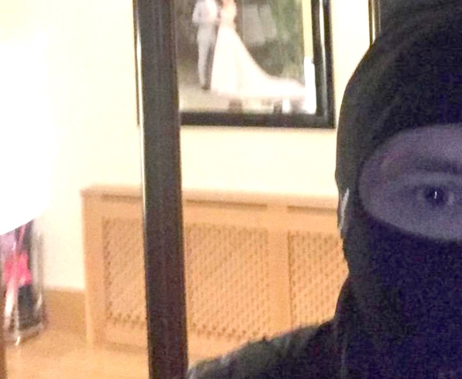 Ke trom selfie, chia se hinh anh dot nhap nha tan HLV Leicester City hinh anh