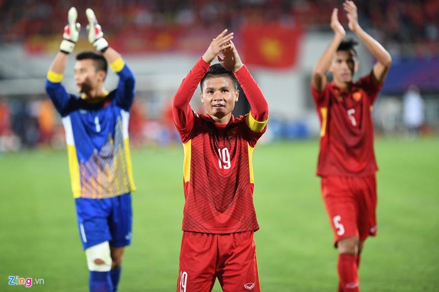 Trieu Viet Hung - tu ngoi sao bi bo roi toi nguoi hung cua bong da Viet Nam anh 4