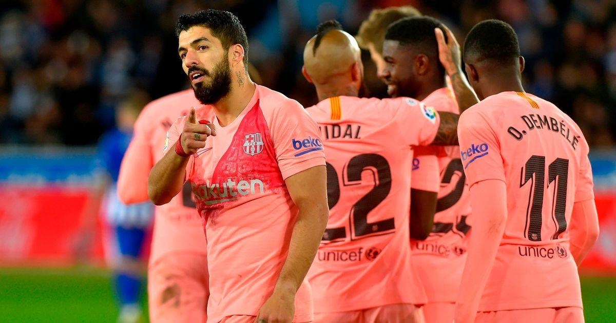 Barca danh bai Alaves 2-0 trong ngay Messi ngoi du bi hinh anh