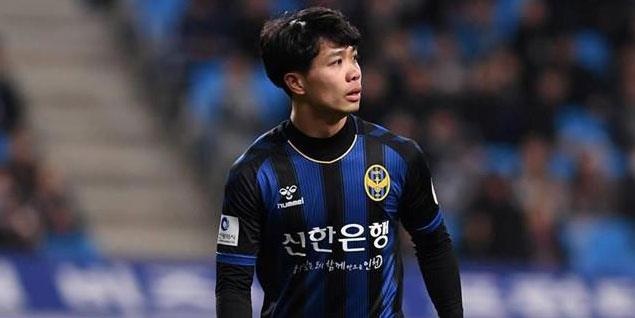Bao Han Quoc benh Cong Phuong, chi trich loi da cua Incheon United hinh anh