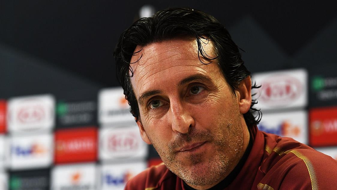 CDV Arsenal lo lang cho doi nha truoc tran tren san cua Napoli hinh anh