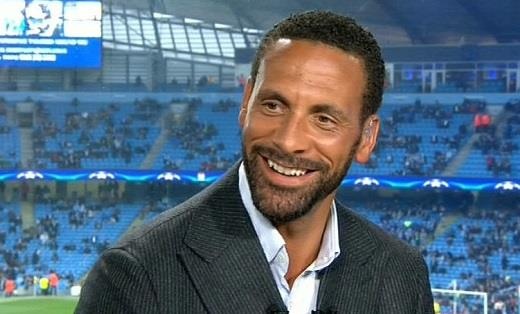 Huyen thoai MU an mung khi Messi da phat vao luoi Liverpool hinh anh