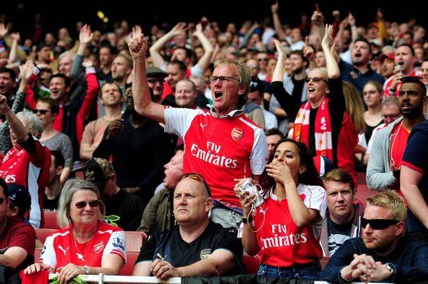 Tottenham thành công, Arsenal có cảm thấy xấu hổ ảnh 1 Tottenham thanh cong, Arsenal co cam thay xau ho anh 1