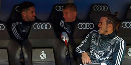 Real Madrid 0-2 Real Betis: Gareth Bale cuoi dua du doi nha thua hinh anh
