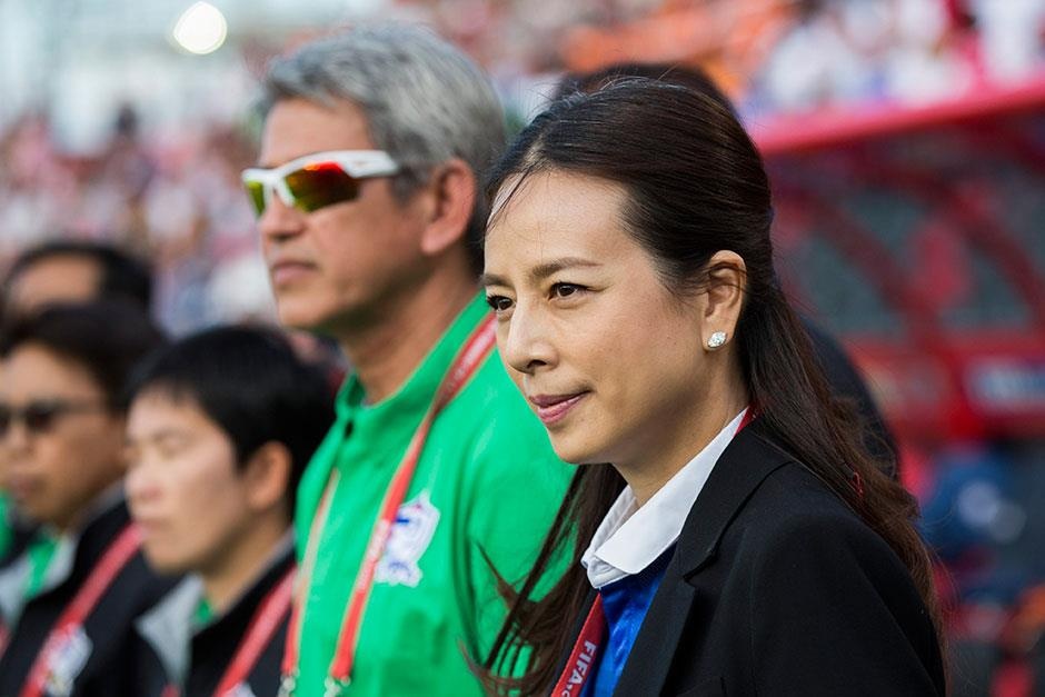 Truong doan len day cot tinh than cho DT nu Thai Lan sau that bai 0-13 hinh anh