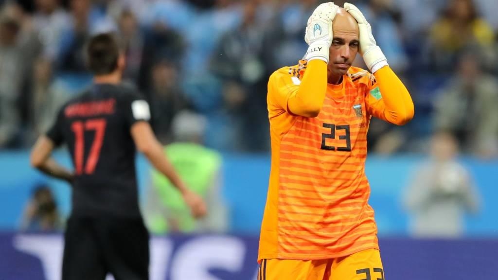 Thu mon du bi tai CLB van duoc len tuyen anh 2