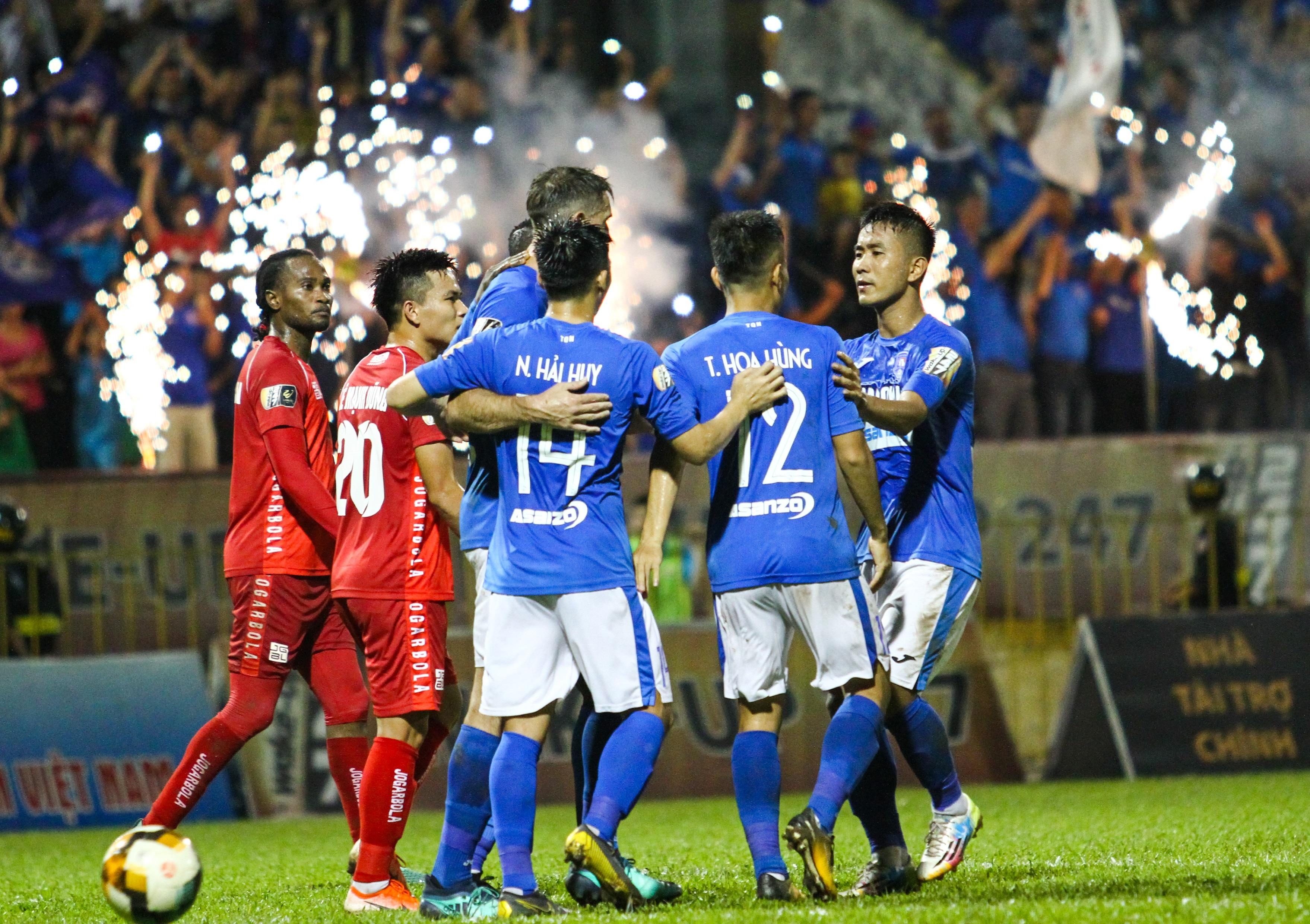 CLB Quang Ninh anh 10