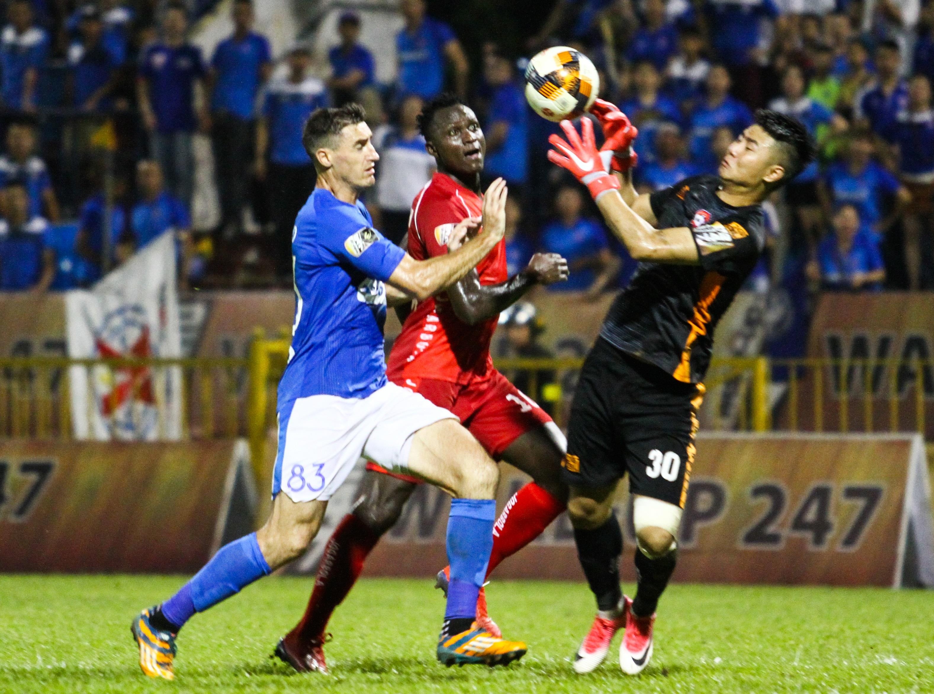 CLB Quang Ninh anh 8