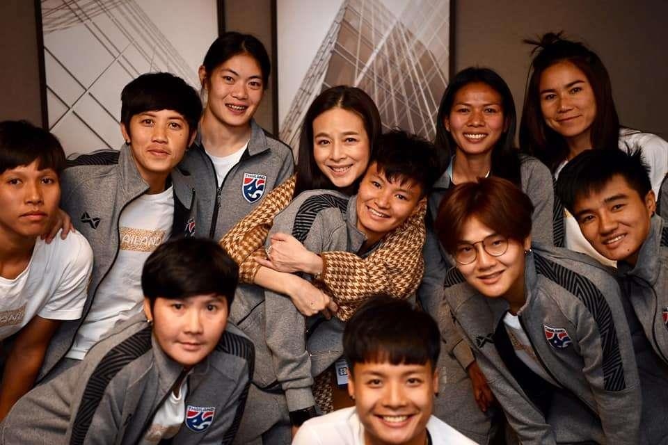 Nualphan Lamsam anh 4