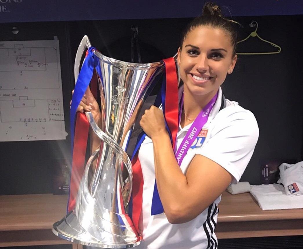 Alex Morgan anh 9