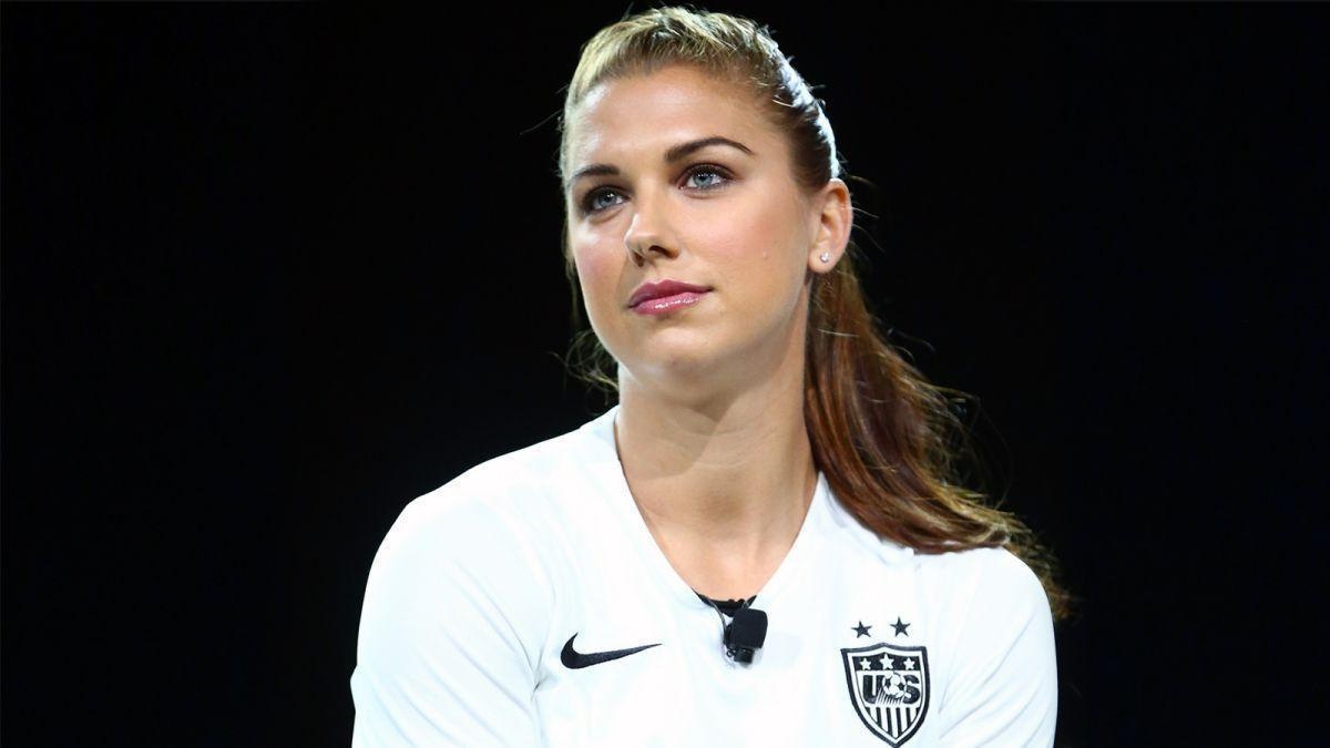 Alex Morgan anh 10
