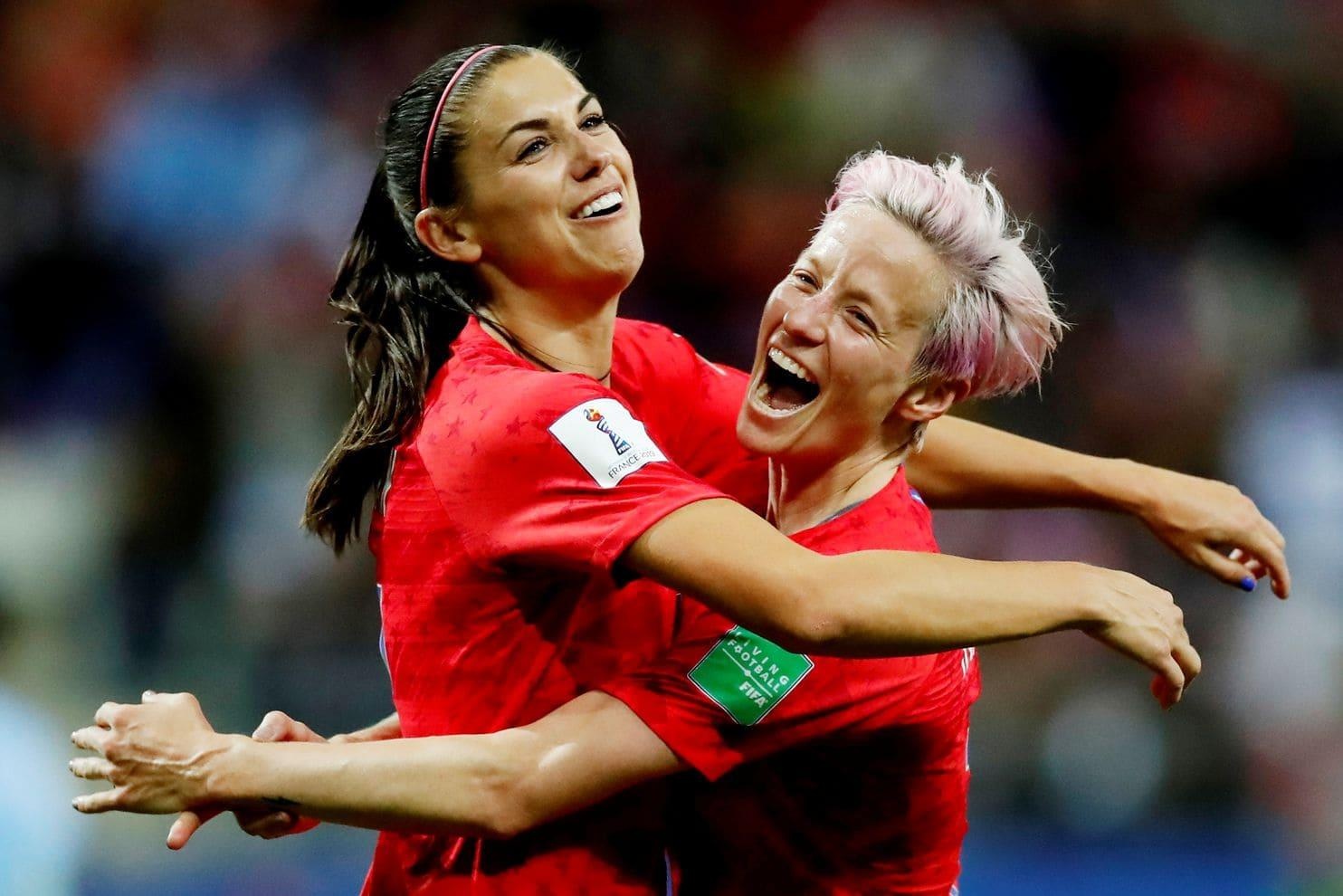 Alex Morgan ảnh 2 Alex Morgan anh 2