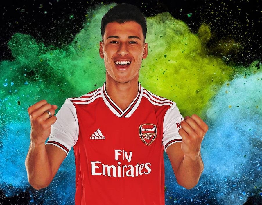 Arsenal don tan binh dau tien trong ky chuyen nhuong mua he hinh anh