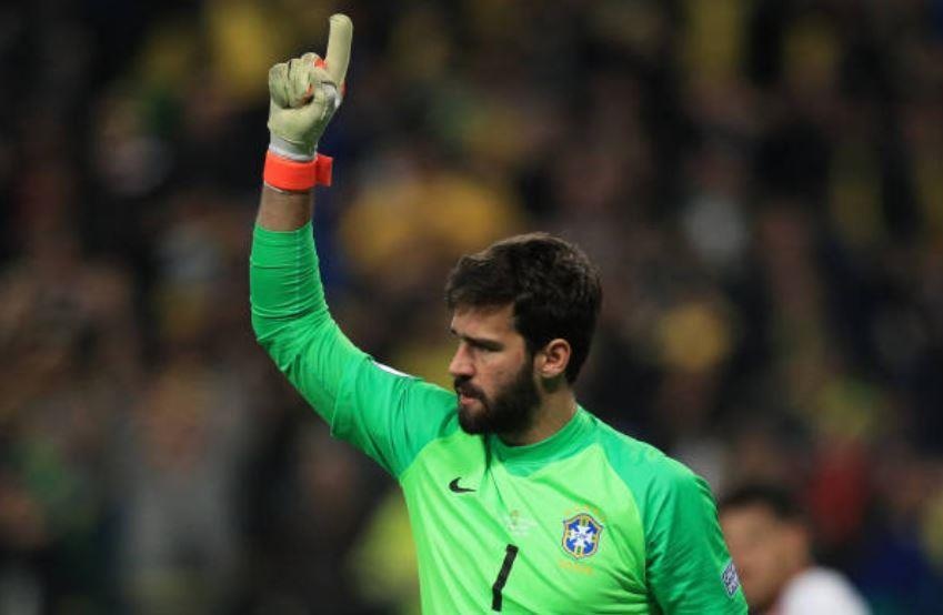 Brazil pha dop tren cham phat den truoc tuyen Paraguay hinh anh