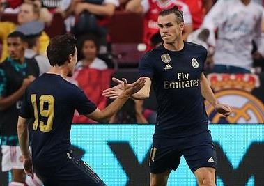 Bale da hong phat den, Real van gianh chien thang truoc Arsenal hinh anh