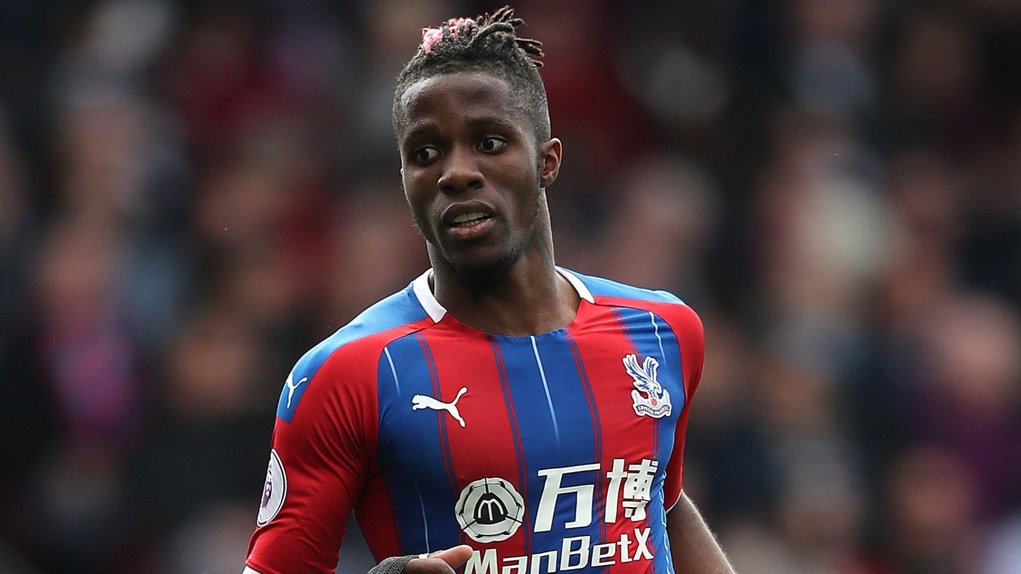 Chelsea muon chieu mo Wilfried Zaha anh 1