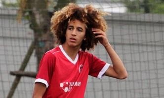 MU chi dam de chieu mo sao tre tung tap luyen tai Viet Nam hinh anh