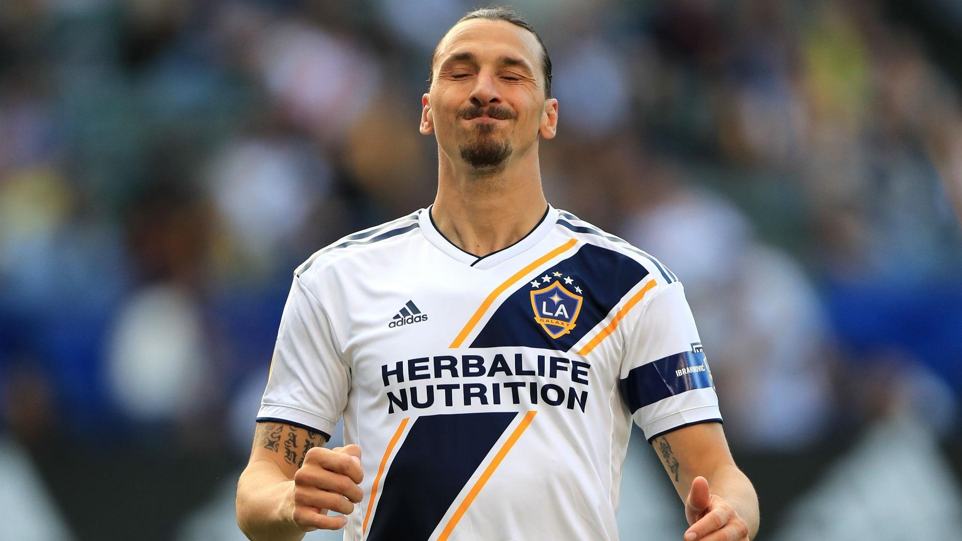 Ibrahimovic che he thong to chuc tai MLS hinh anh
