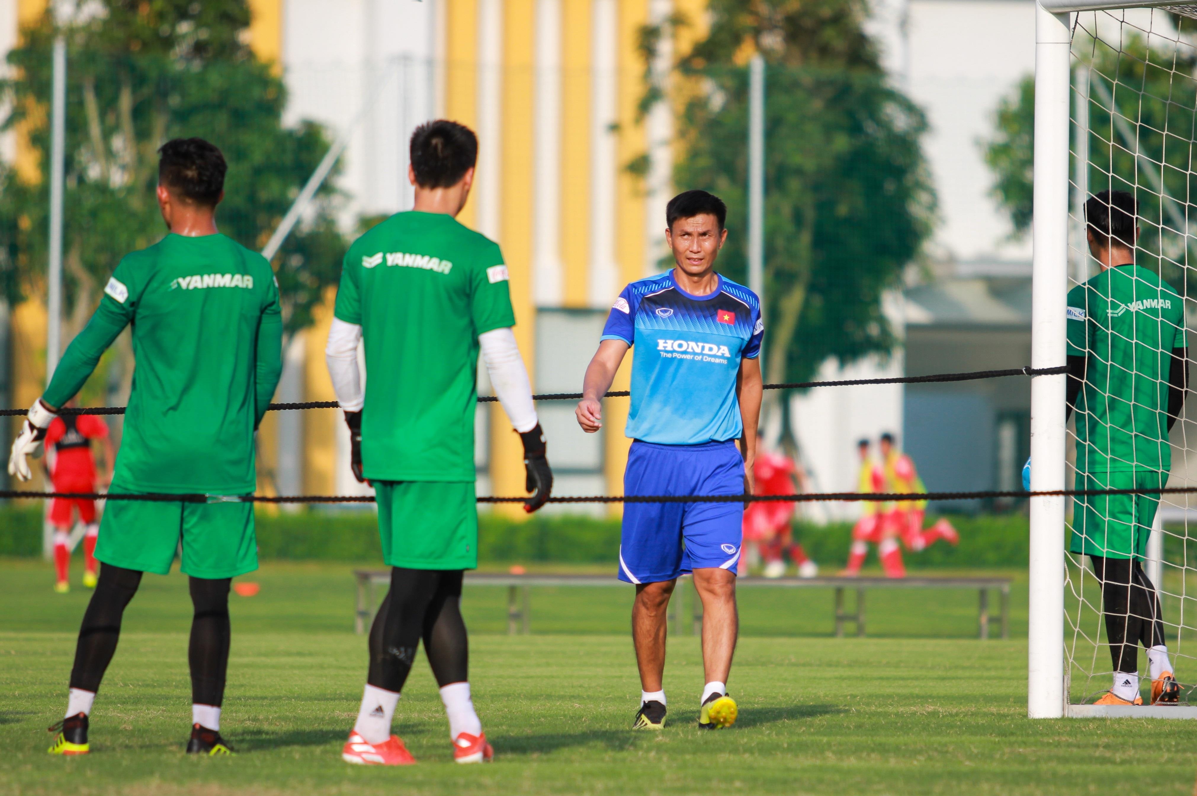 Bùi Tiến Dũng ảnh 1 Bui Tien Dung anh 1