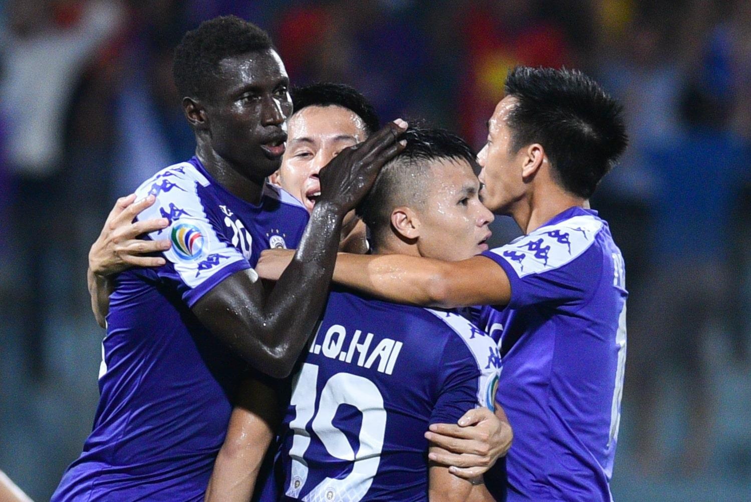 Moses: 'CLB Ha Noi buoc phai tan cong truoc Altyn Asyr' hinh anh