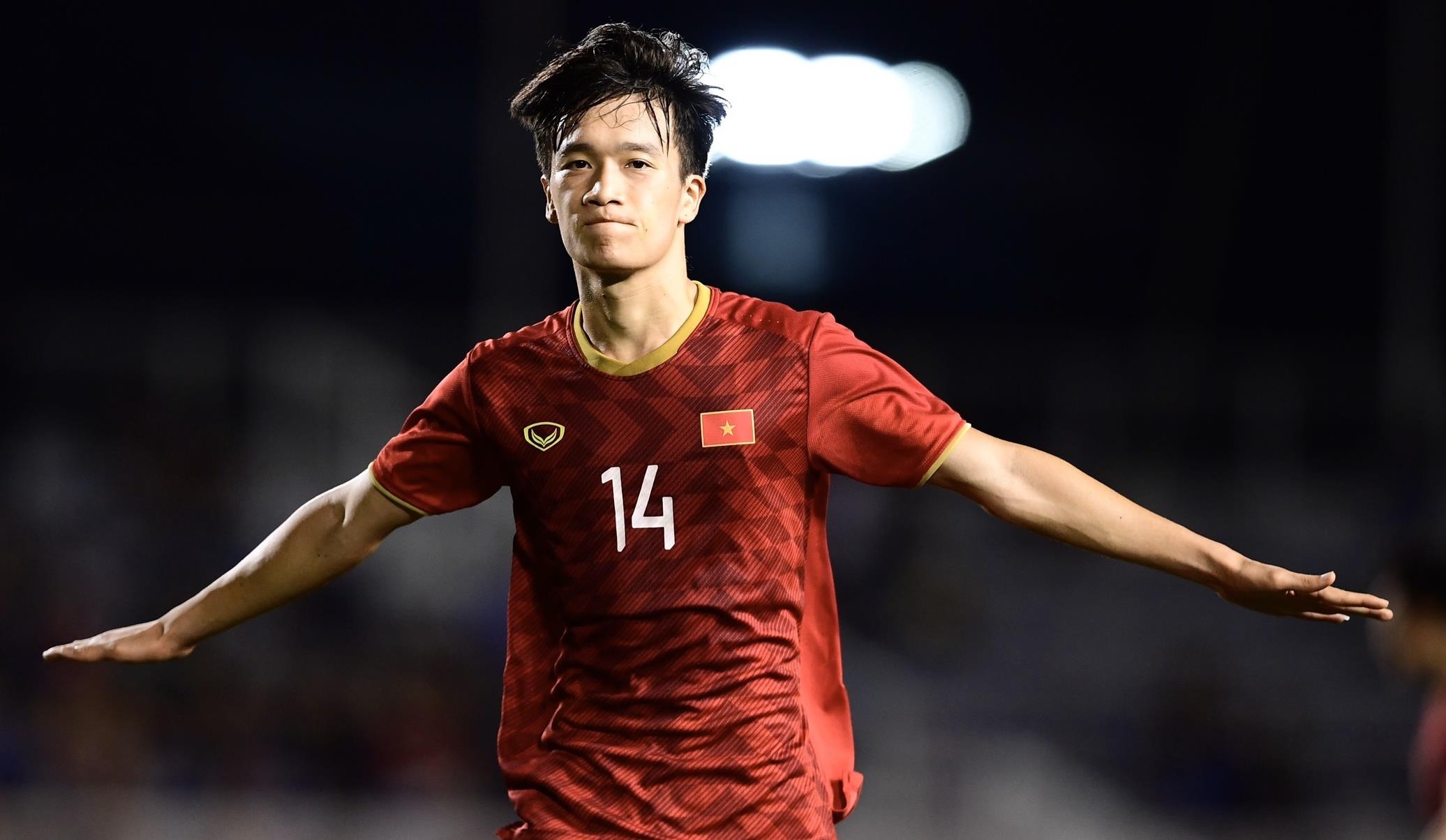 Hoang Duc - tu cu sut hong o U20 World Cup toi sieu pham o SEA Games hinh anh