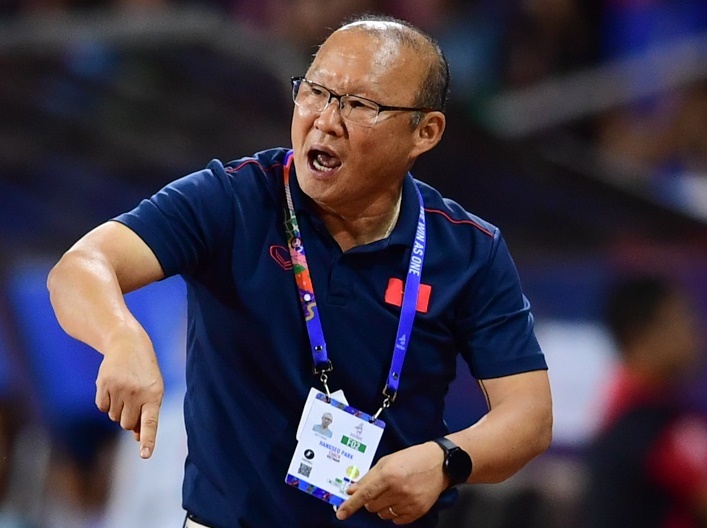 Bao Han: 'Ma thuat Park Hang-seo lai linh nghiem o Viet Nam' hinh anh