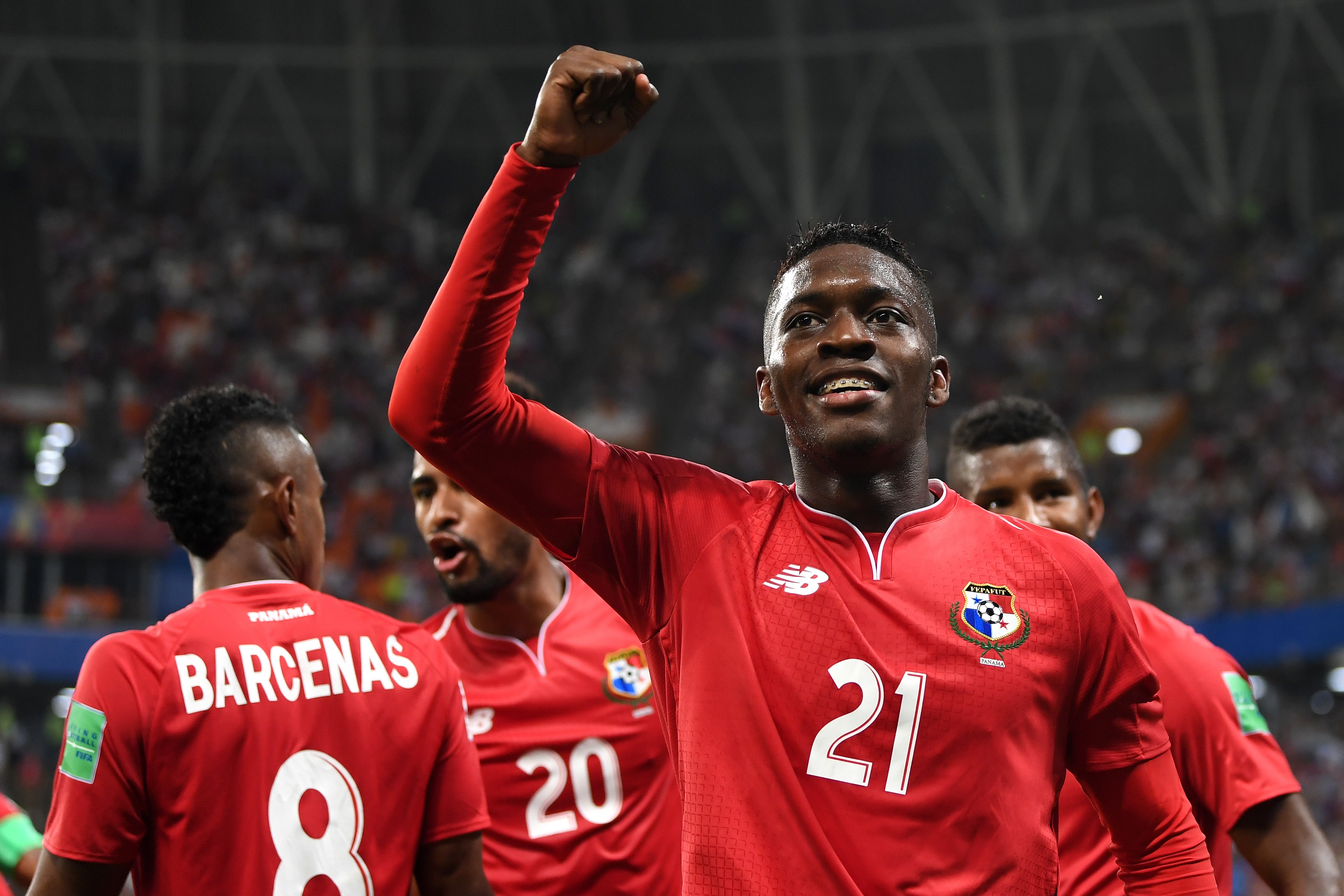 Tuyen Thai Lan doi dau voi doi du World Cup 2018 hinh anh