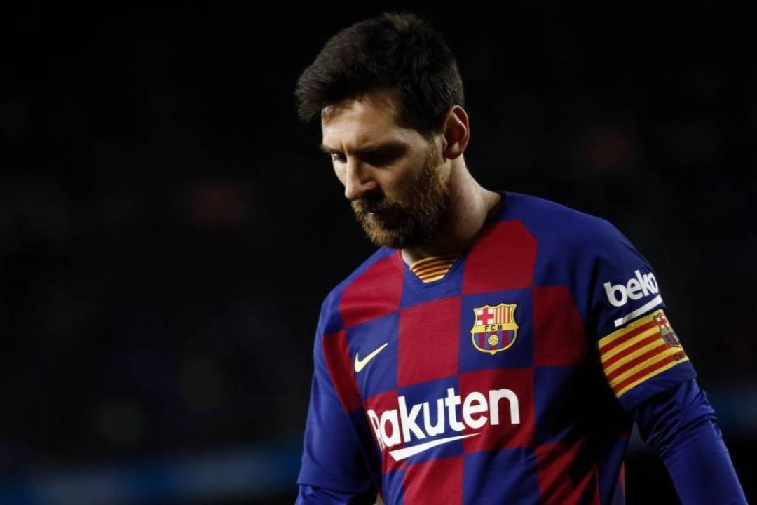 Barca co the mat trang Messi vi dieu khoan la trong hop dong hinh anh
