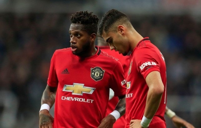 Cac doi bong Anh co nguy co thiet hai lon vi virus corona hinh anh