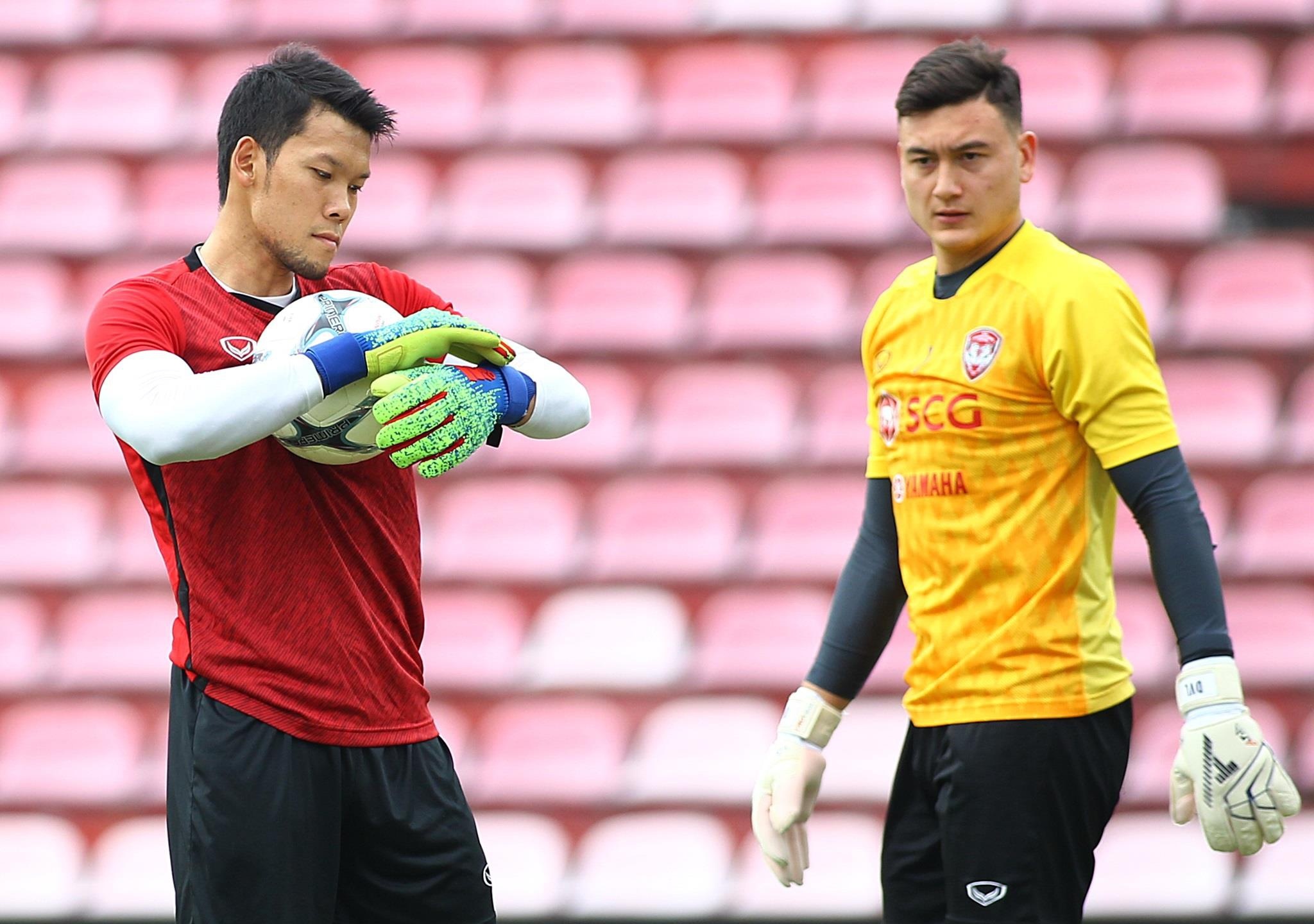 Doi bong Nhat Ban chon Kawin thay vi Dang Van Lam anh 1