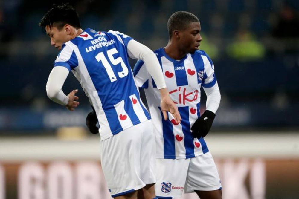 Doan Van Hau tang can anh 2