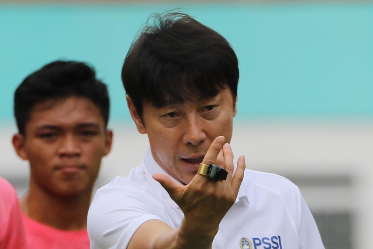 Cau thu Indonesia: 'HLV Han Quoc chang co gi qua dac biet' hinh anh