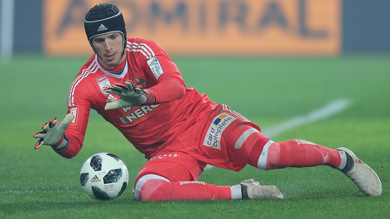 Cau thu sinh ngay Valentine anh 1