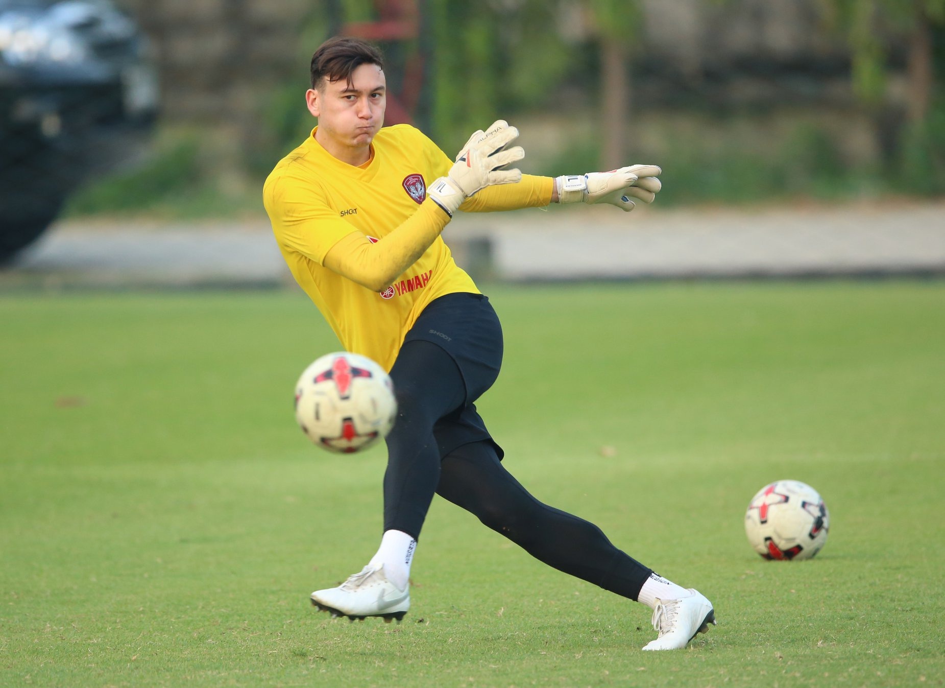 Doi hinh cau thu thuan chan trai anh 2