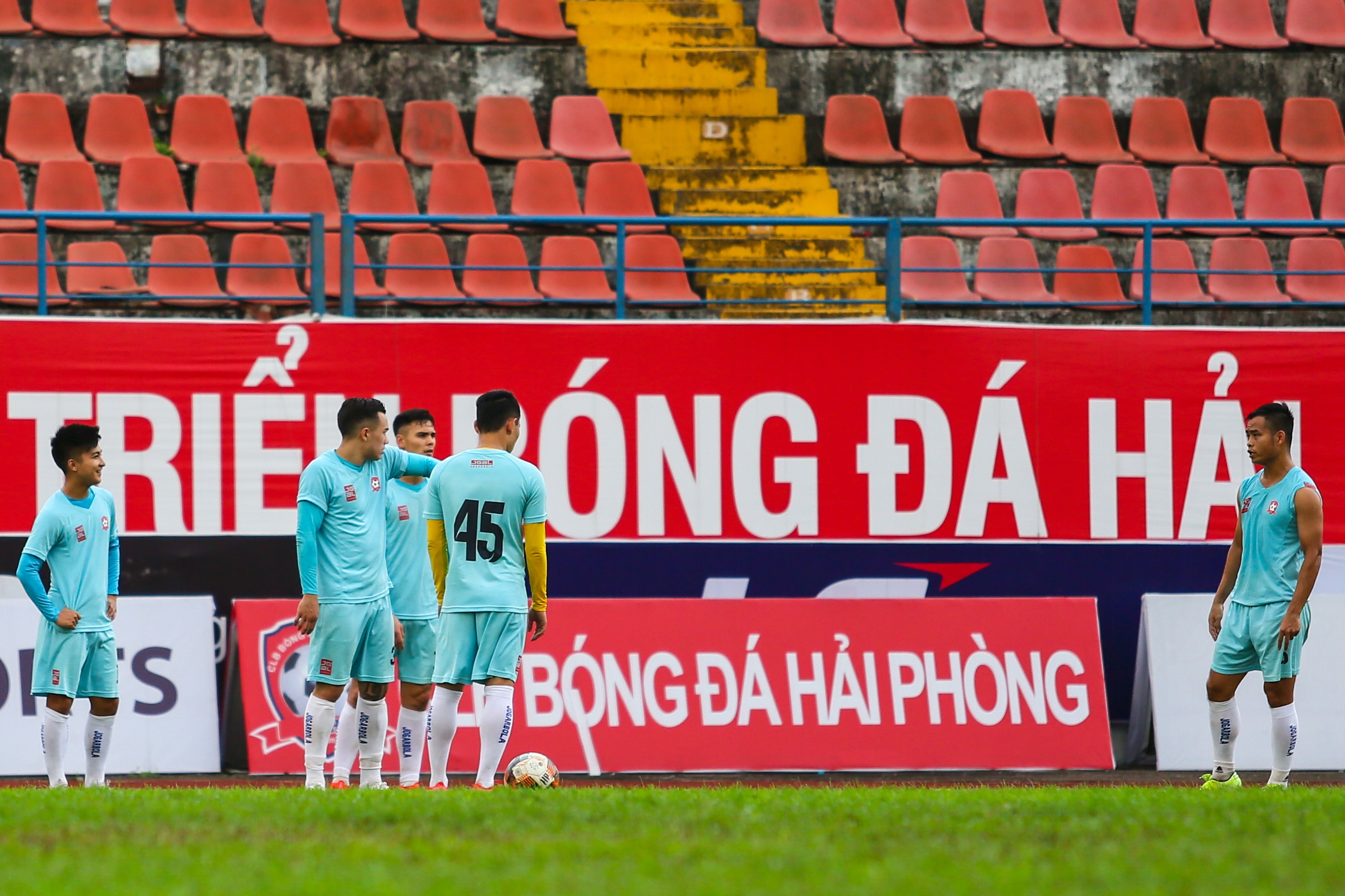 HLV Hai Phong nhac rieng cau thru Viet kieu anh 5