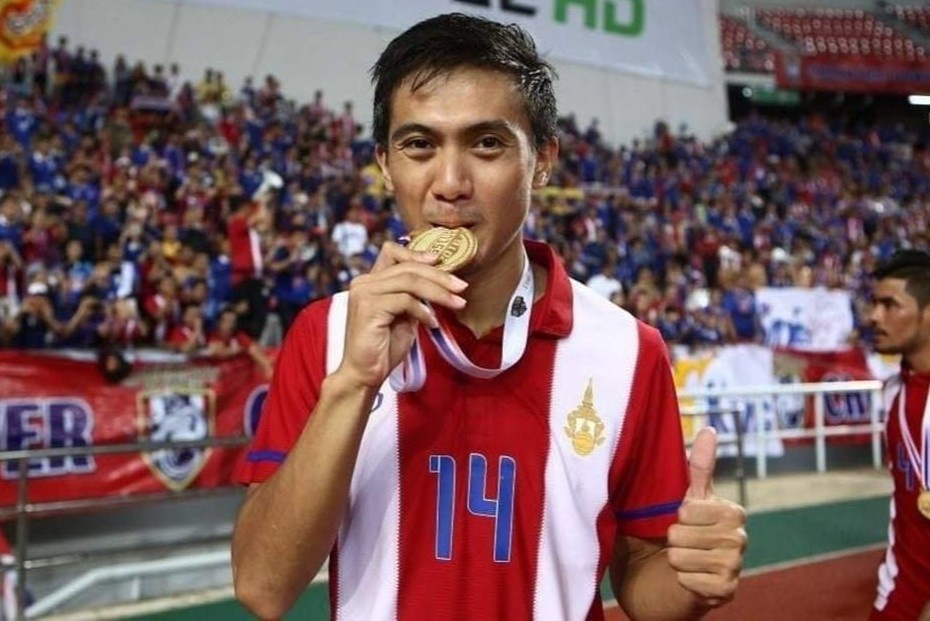 LDBD Thai Lan san sang cuu giup cuu tuyen thu dang bi truy lung hinh anh