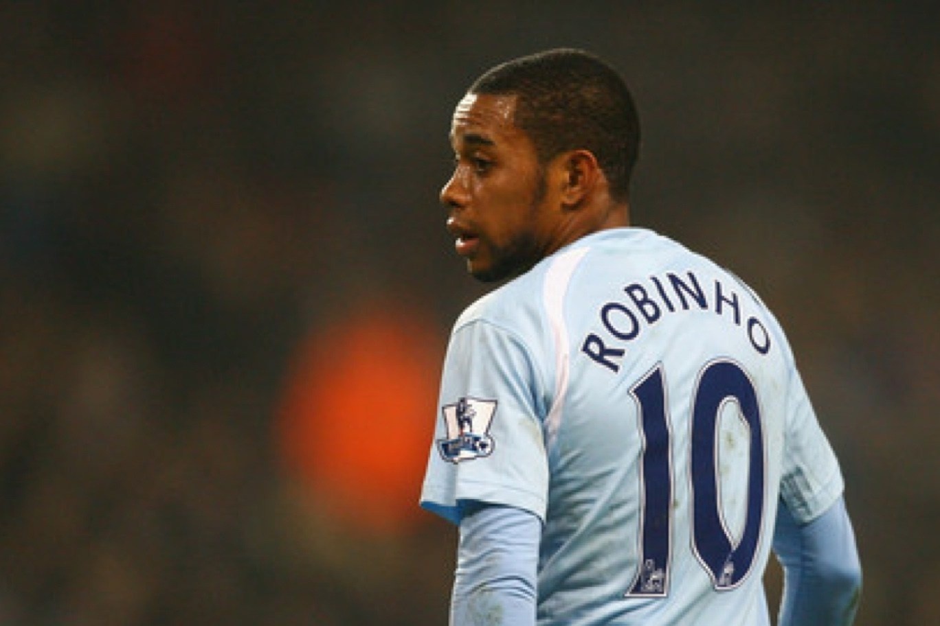 Man City chieu mo nhung ai trong mua dau duoi tay ong chu Arab? hinh anh